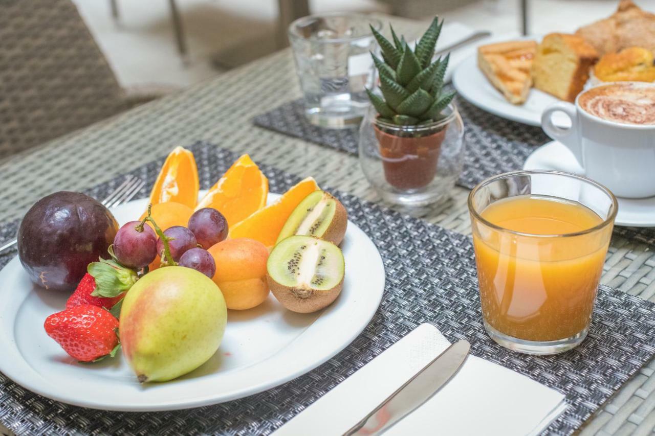 Hotel Regina Simius Villasimius Kültér fotó