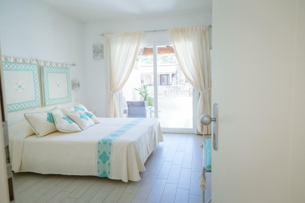 Hotel Regina Simius Villasimius Kültér fotó